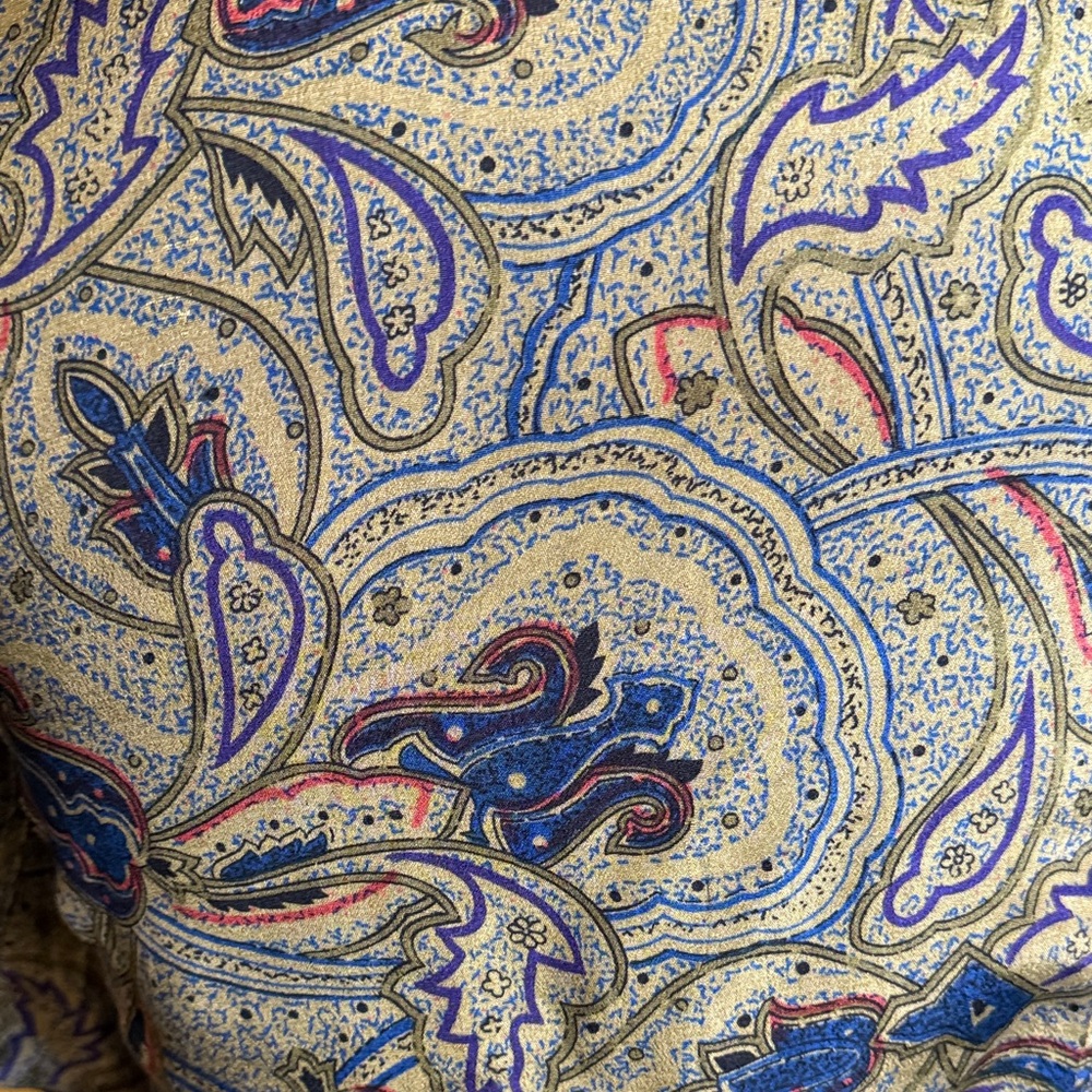 Elegant Paisley Button-Down Shirt in Blue and green 100% SILK!! - Picture 5 of 9